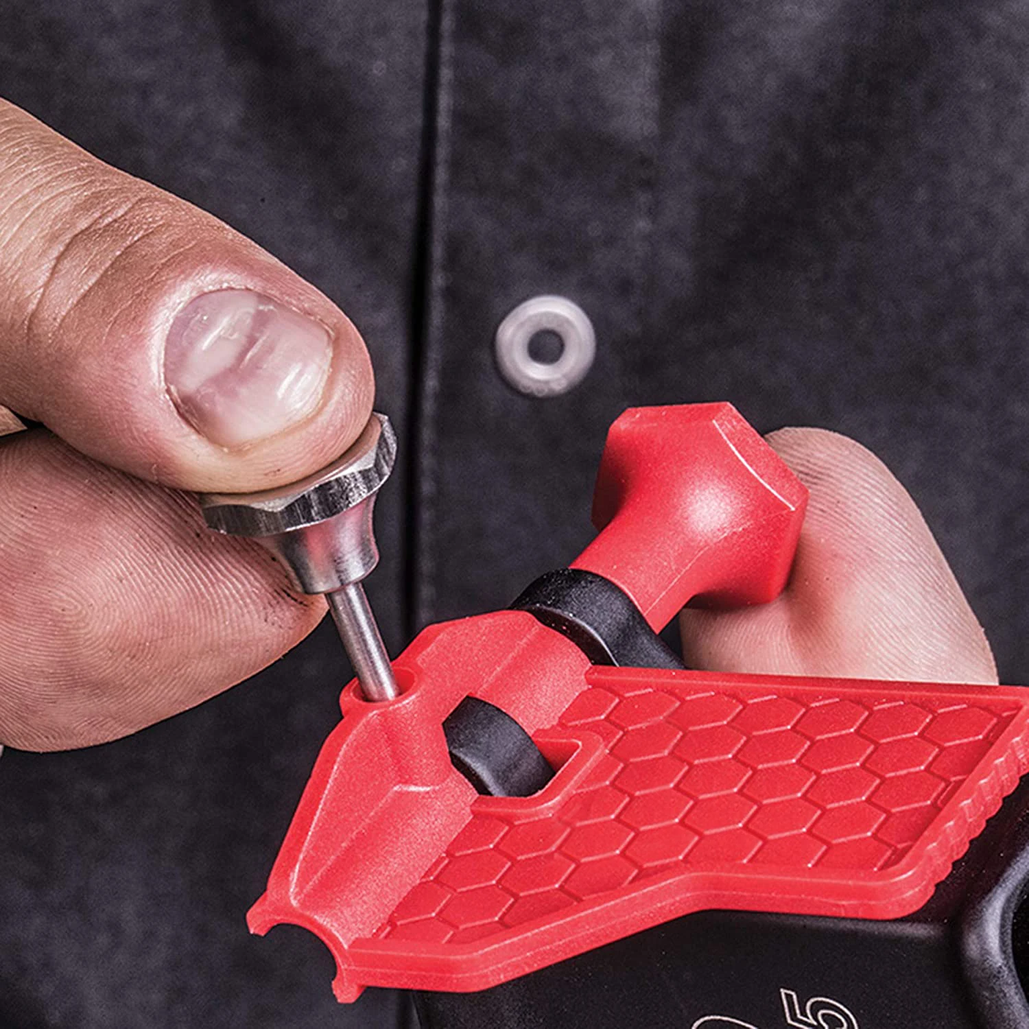 .223 5,56 Pin pivotante herramienta de instalación de abolladuras desplegable accesorios de mano roja proceso más fácil Rifle de caza accesorios AR15 - imagen 2