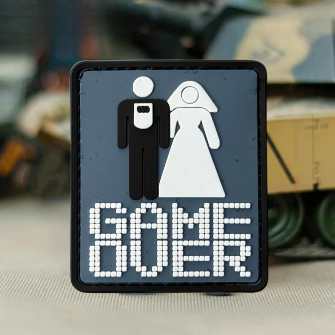 Después del juego termina la moral parche táctico parches de gancho y bucle de PVC para ropa brazalete militar táctico pegatina para mochila - imagen 5