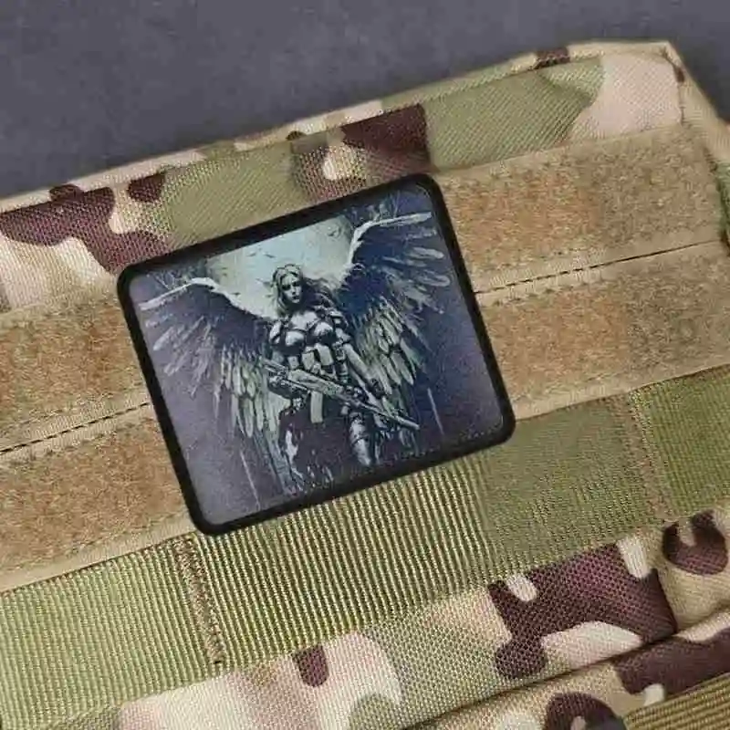 Valkyrie-insignia de moral táctica de acción de Ángel, Parche de belleza con un arma, brazalete militar, estampado de PU, pegatinas de mochila con gancho y bucle - imagen 5