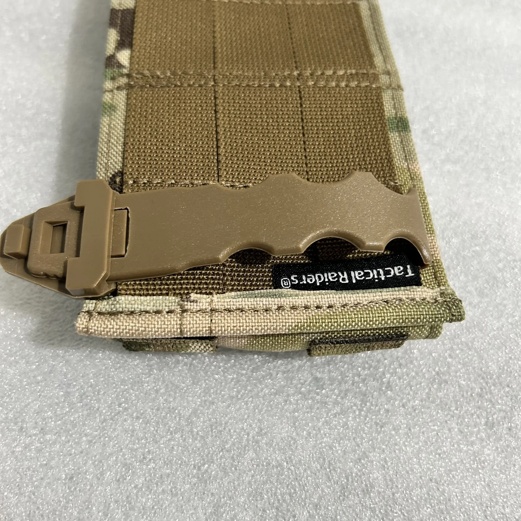 Bolsa para revistas triple lateral III de 5,56 mm con inserto Kydex - Portador de utilidad táctico de montaje lateral para equipo y rango MOLLE - imagen 5