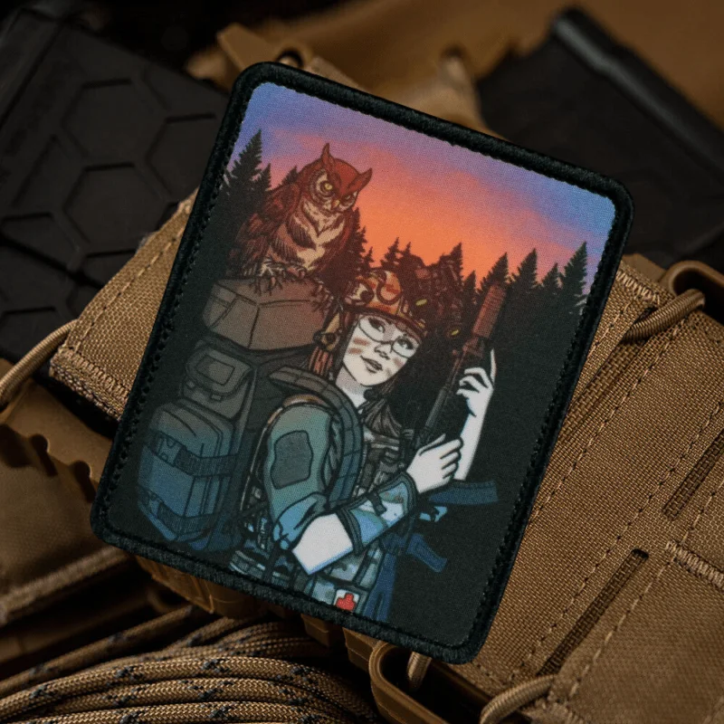 Parches de gancho y bucle impresos "The Suspicious Owl", insignia de moral táctica, brazalete militar, pegatinas para ropa y mochila - imagen 4