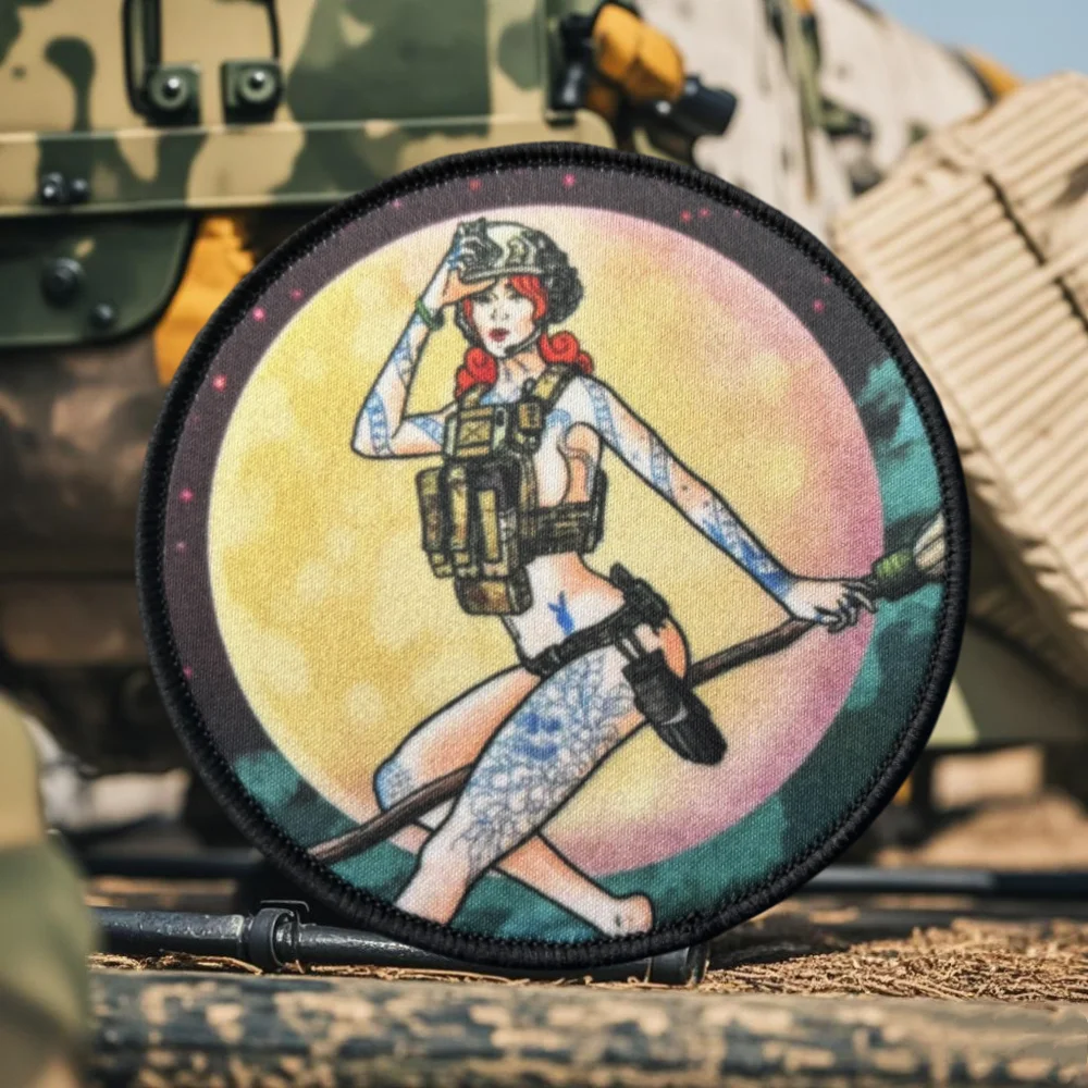 Parche "Baba Yaga", parches de gancho y bucle con estampado de bruja táctica, brazalete de engranaje militar, insignia de moral militar, mochila, pegatinas para ropa