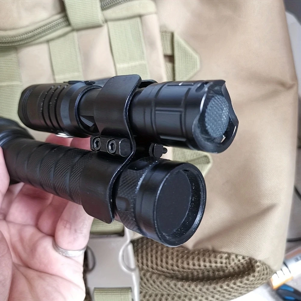 Soporte de montaje de 15-30mm, abrazadera de tubo de lámpara de linterna Universal, Riel de alta resistencia, luz láser táctica, Clip de antorcha de caza - imagen 3