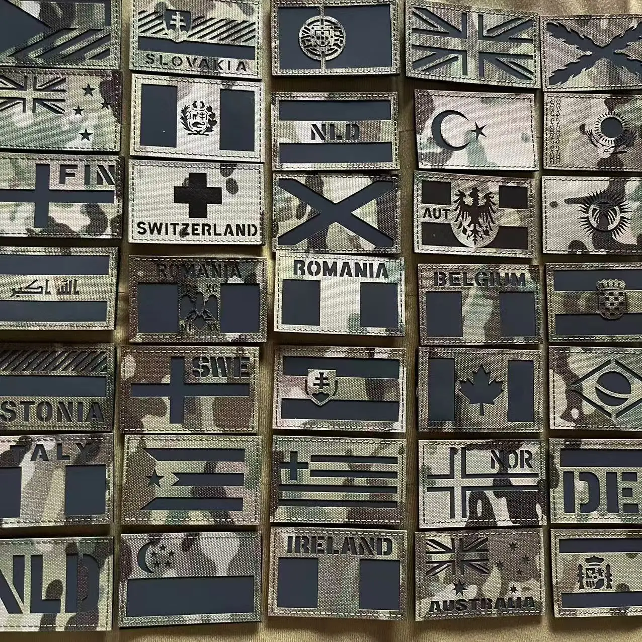 Parche bandera infrarroja reflectante - para mochilas y ropa táctica - imagen 5