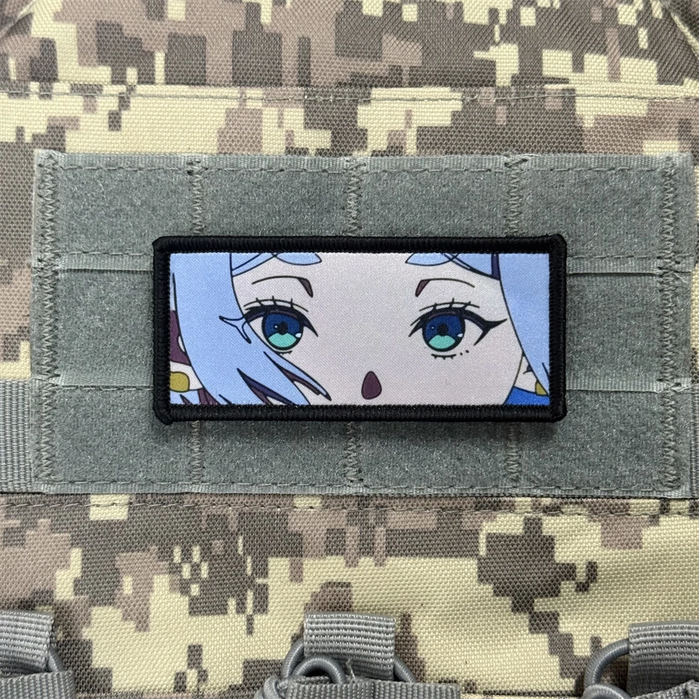 Parche de Anime con estampado de ojos de niña, insignia de moral, brazalete táctico, gancho militar y bucle, pegatinas para mochila al aire libre - imagen 2