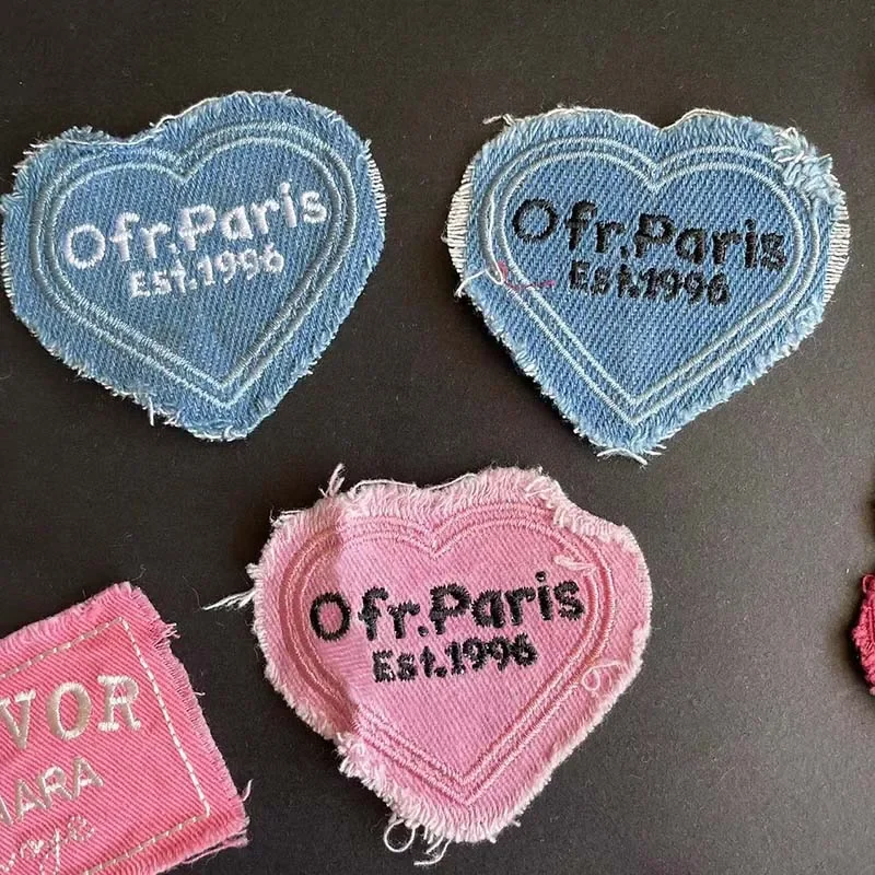 Pegatinas de dibujos animados para ropa, insignias de letras, corazón, mariposa, apliques de tela, bordado, parches cosidos para Jeans, ropa, 5 piezas - imagen 5