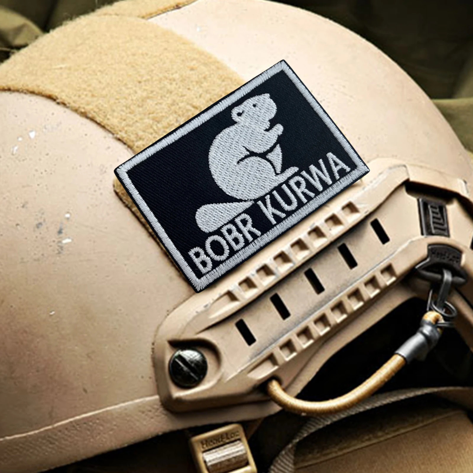 BOBR KURWA parche táctico gancho y bucle parches bordados insignia de moral brazalete del ejército militar pegatinas para mochila