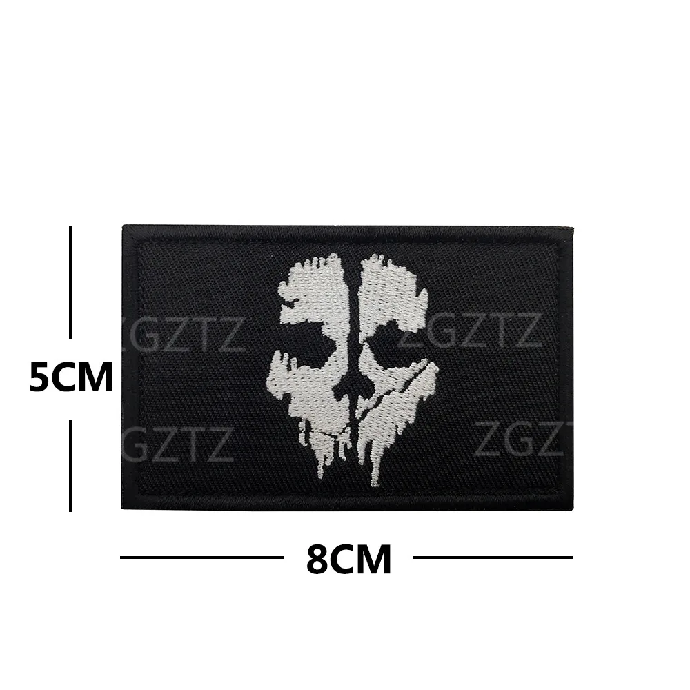 Emblema de luz nocturna IR, máscara de fantasma de llamada de missão, parches de gancho y bucle de tela bordados, insignia de moral, ropa, sombrero, parches decorativos - imagen 3