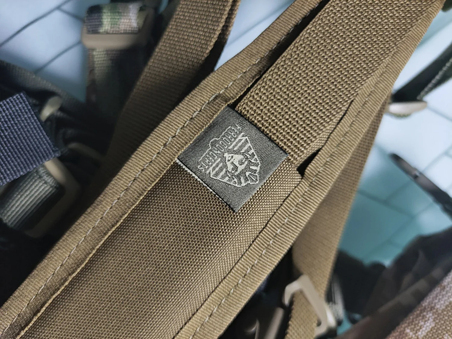 Arnés de rifle táctico de 2 puntos estilo FERRO Concepts ajusta rápidamente el eslinga