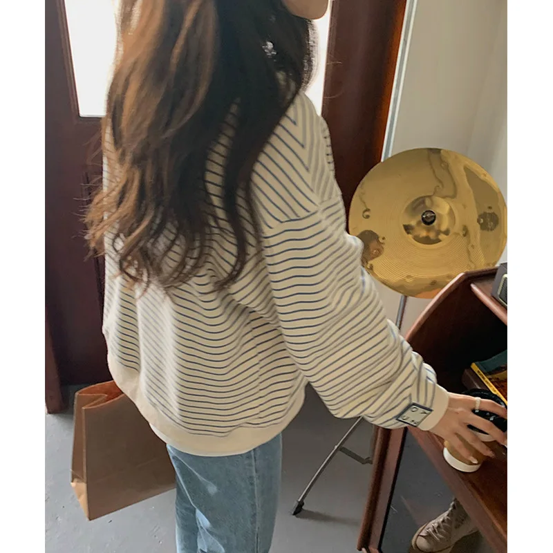 Camisetas de manga larga a rayas para mujer, jerséis sueltos cómodos, Tops casuales para mujer, camiseta de gran tamaño para mujer, primavera y verano - imagen 4