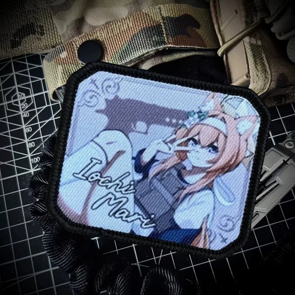 Parche táctico de Chica de Anime para niñas, parches de gancho y bucle impresos, brazalete de engranaje, insignia de moral militar, mochila, pegatinas para ropa