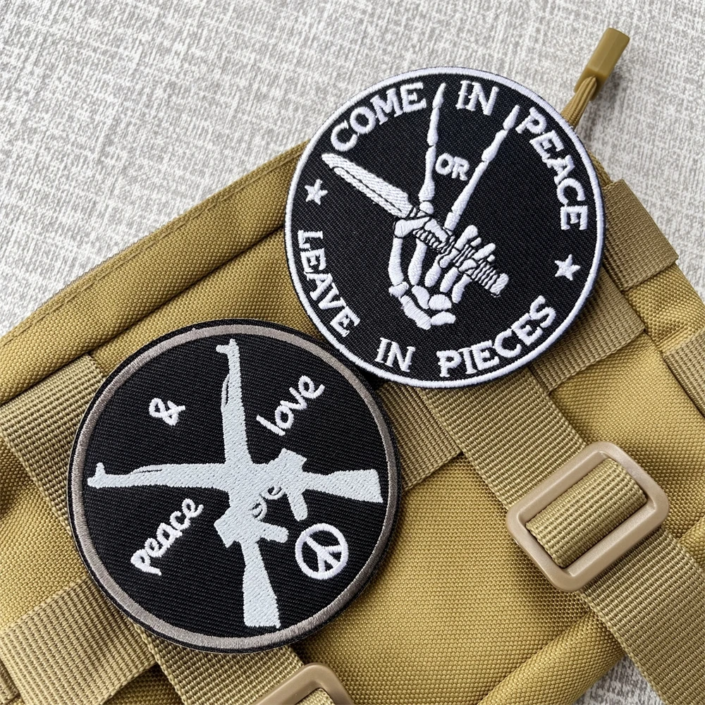Parches de insignia de moral de sándwich de cara sonriente Circular, brazalete bordado, mochila táctica, pegatina de gancho y bucle - imagen 2