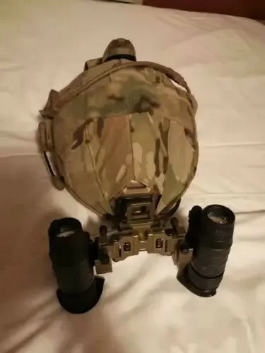 Soporte de montaje de brazo plegable de puente Binocular de aleación de aluminio para montaje de visión nocturna Dual PVS14 - imagen 5