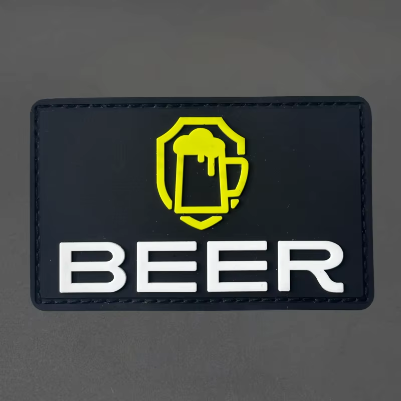 Parche táctico PVC Beer con velcro para brazalete y chaleco