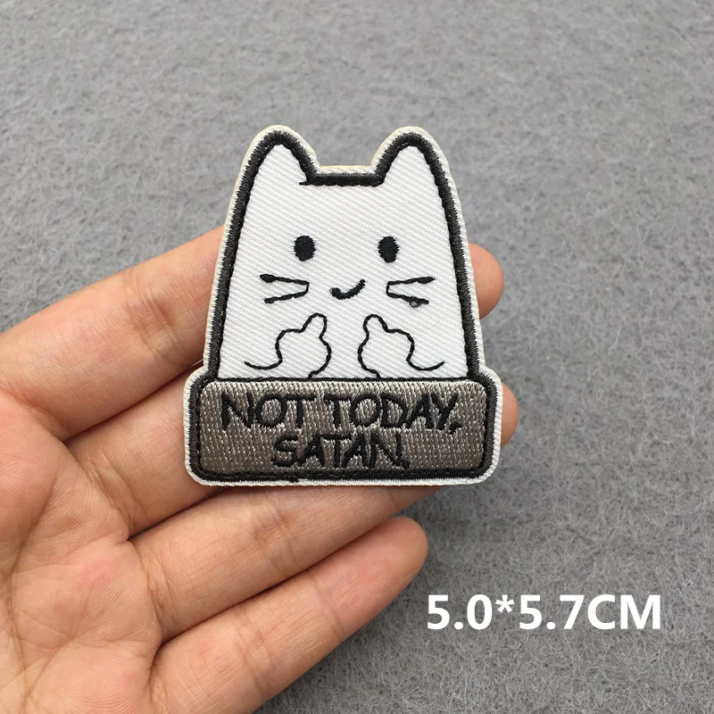 Parches bordados de animales divertidos para ropa, pegatinas de dibujos animados de arcoíris, parches para planchar en la ropa, insignias DIY - imagen 4