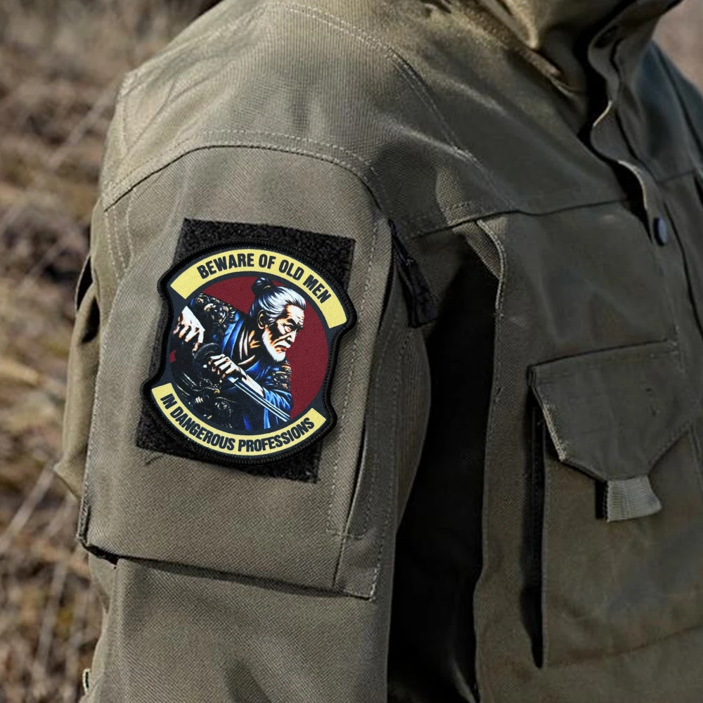 Parche táctico moral samurái airsoft – Cuidado con los Ancianos
