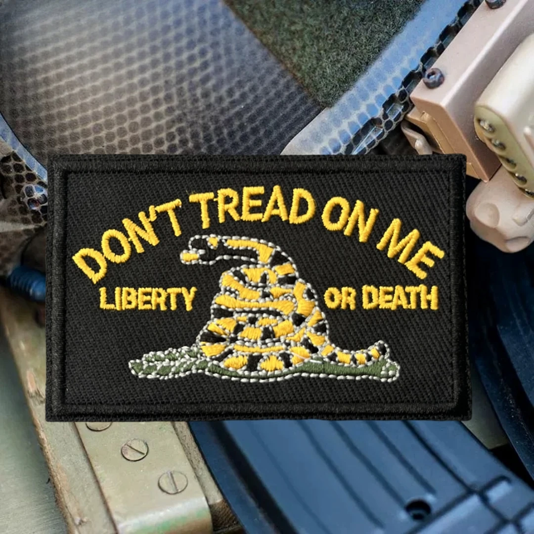 Parche táctico de moral de LIBERTY OR DEATH, brazalete militar, no marce en mí, parches bordados de gancho y bucle para pegatina de mochila - imagen 4