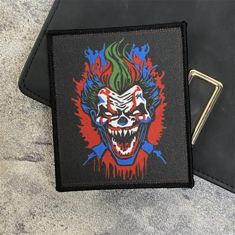 Parche de insignia de moral bordado Joker, brazalete táctico con personalidad, gancho y bucle, accesorios militares para mochila al aire libre, pegatinas - imagen 3