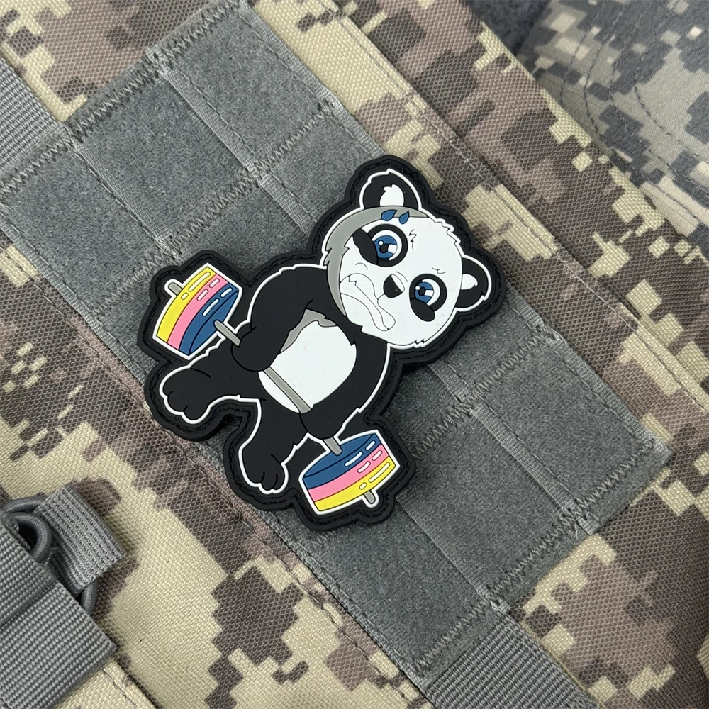 Parche de Fitness "Panda Lifts Barbell", insignia de moral táctica, brazalete militar, gancho y bucle de PVC, pegatina para mochila para ropa - imagen 5