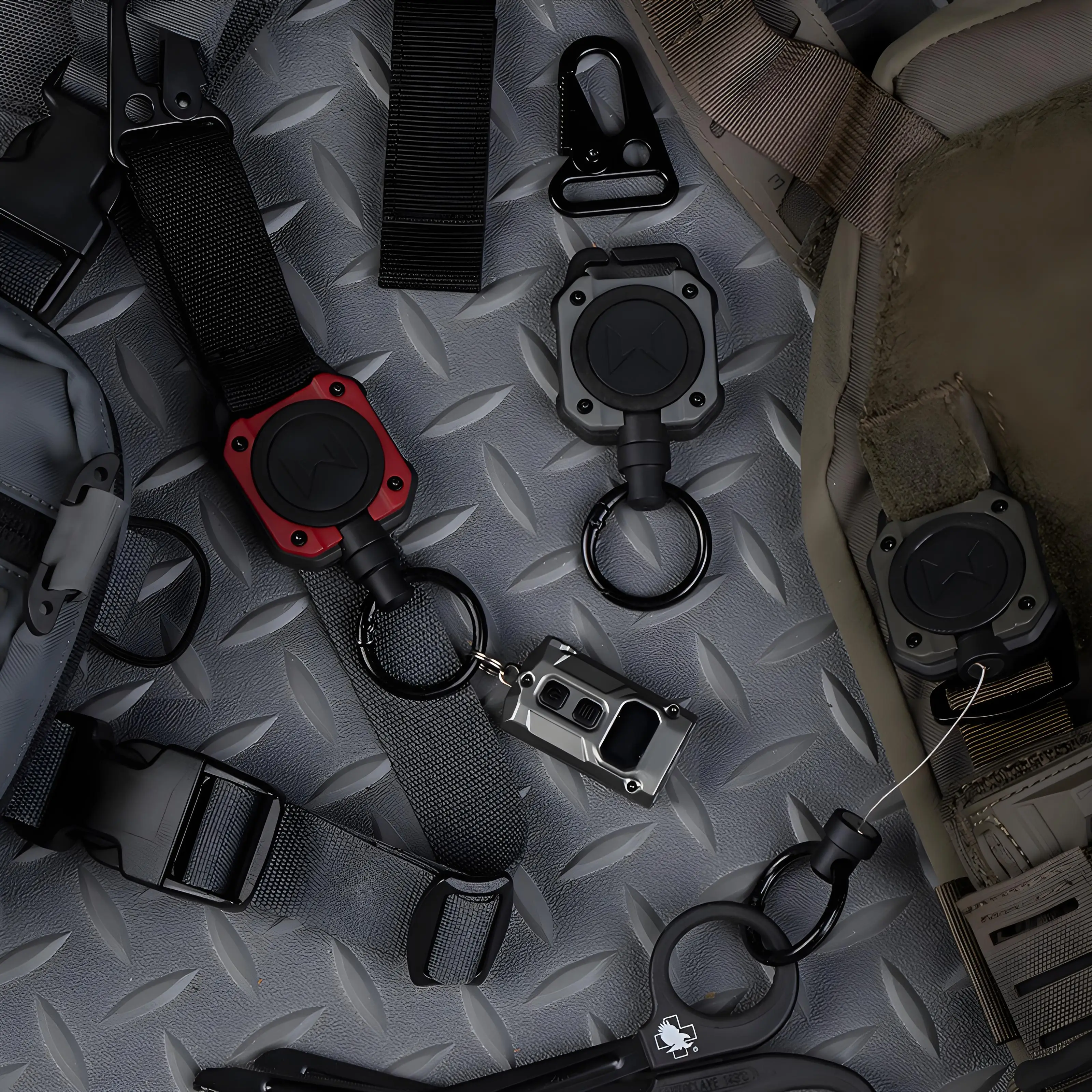 Llavero Cordón retráctil magnético Cuerda de alambre de acero telescópica con gancho de liberación rápida Molle Tactics Gear Knives Keys - imagen 2