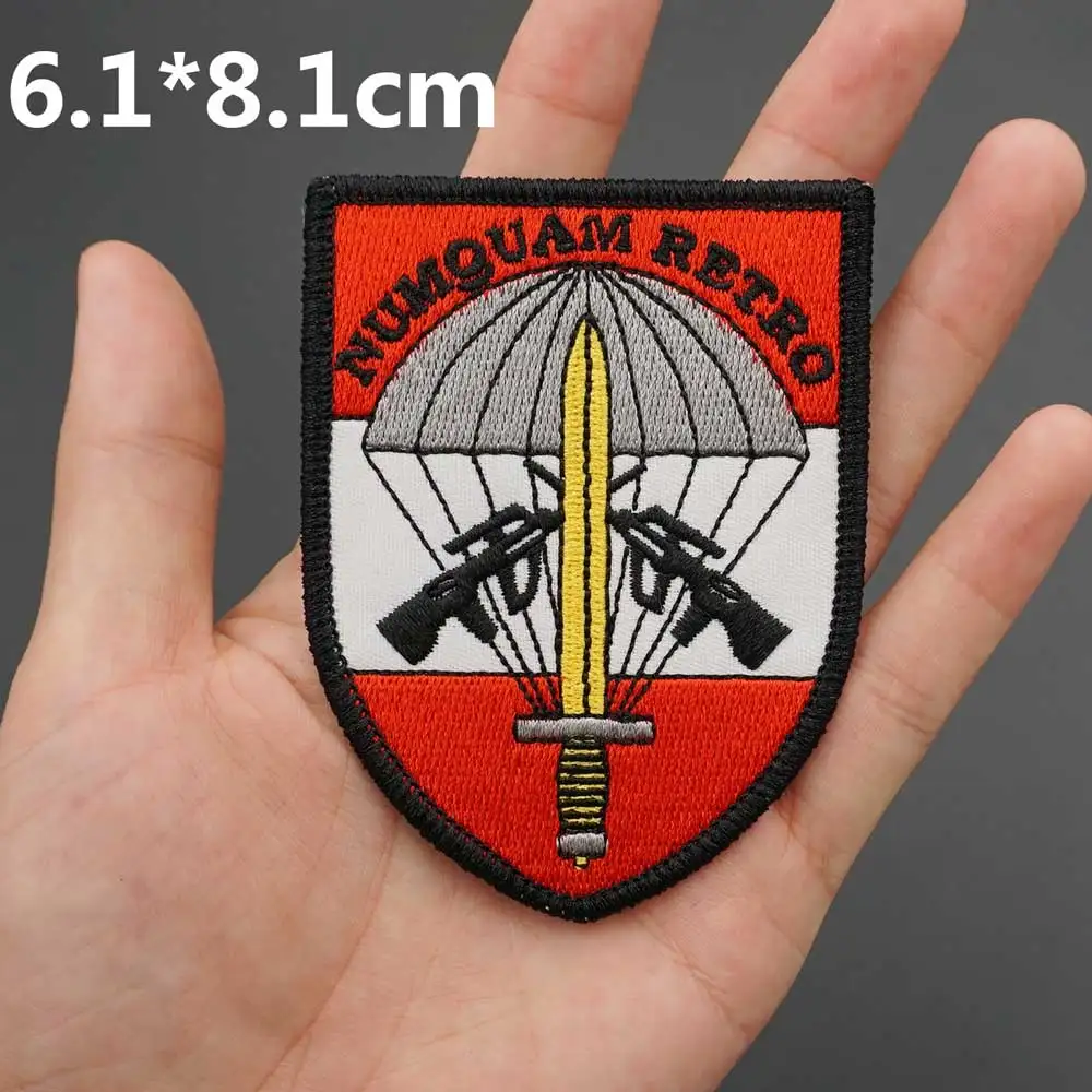 Parches de bandera de Austria, insignias, apliques bordados de moral táctica militar con respaldo de gancho - imagen 3