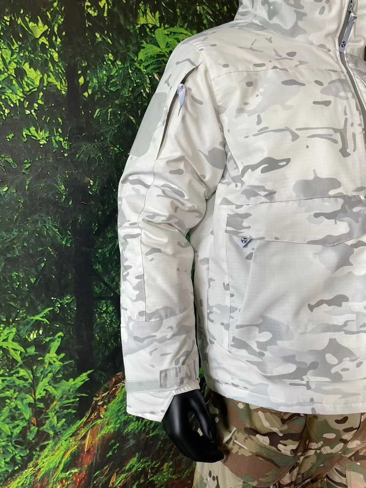 Abrigo acolchado de invierno para esquí Snow Camo |   Ropa de abrigo térmica a prueba de viento con aislamiento para campo de nieve y equipo al aire libre - imagen 3