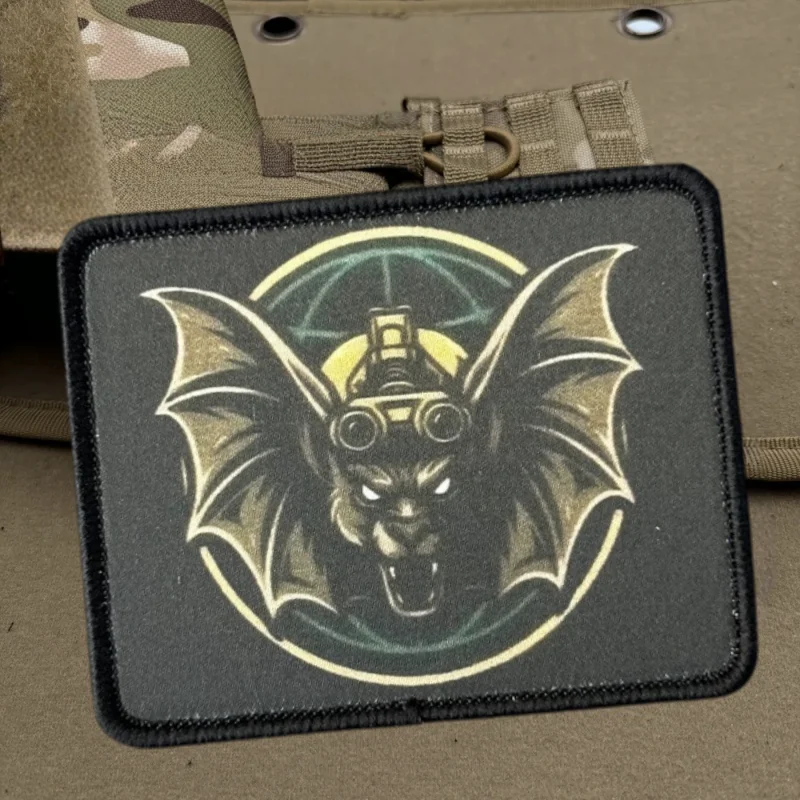 Parche con estampado de murciélago inteligente, chaleco táctico, insignia de moral con gancho y bucle, pegatinas decorativas para mochila, parches para brazalete para ropa - imagen 4