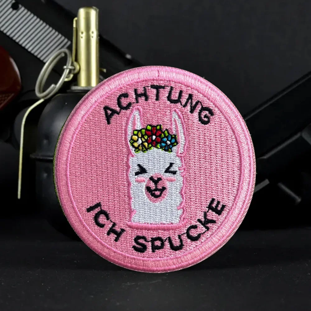 Parches bordados de Alpaca bonitos, divertido parche de gancho y bucle de Achtung Spit Lama, insignia de moral táctica, pegatinas para mochila militar - imagen 4