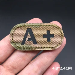 Parches tácticos IR reflectantes Multicam tipos sangre A B O AB