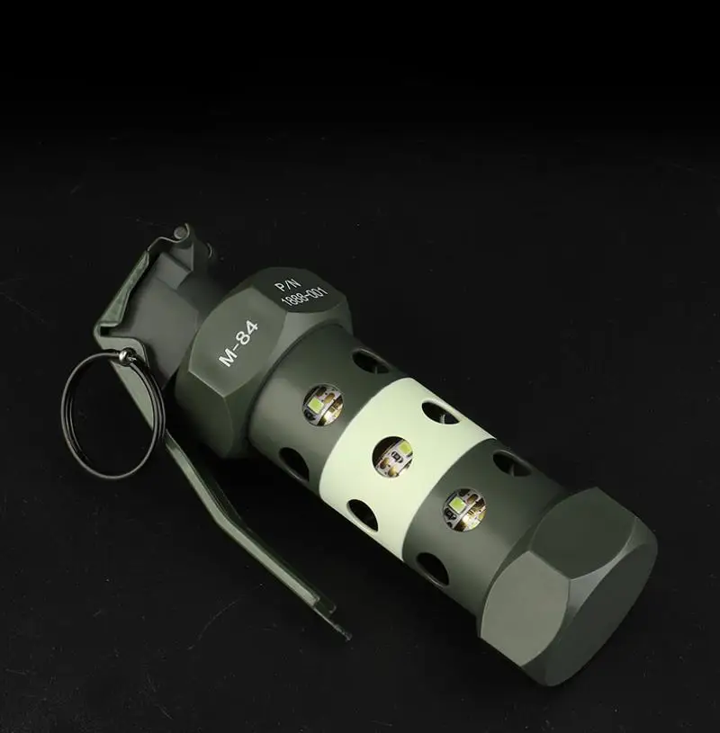 Lámparas de emergencia para acampar al aire libre, iluminación de ráfaga, brillo, modelo M84, accesorios de película y televisión, modelado, puede tirar del anillo - imagen 5
