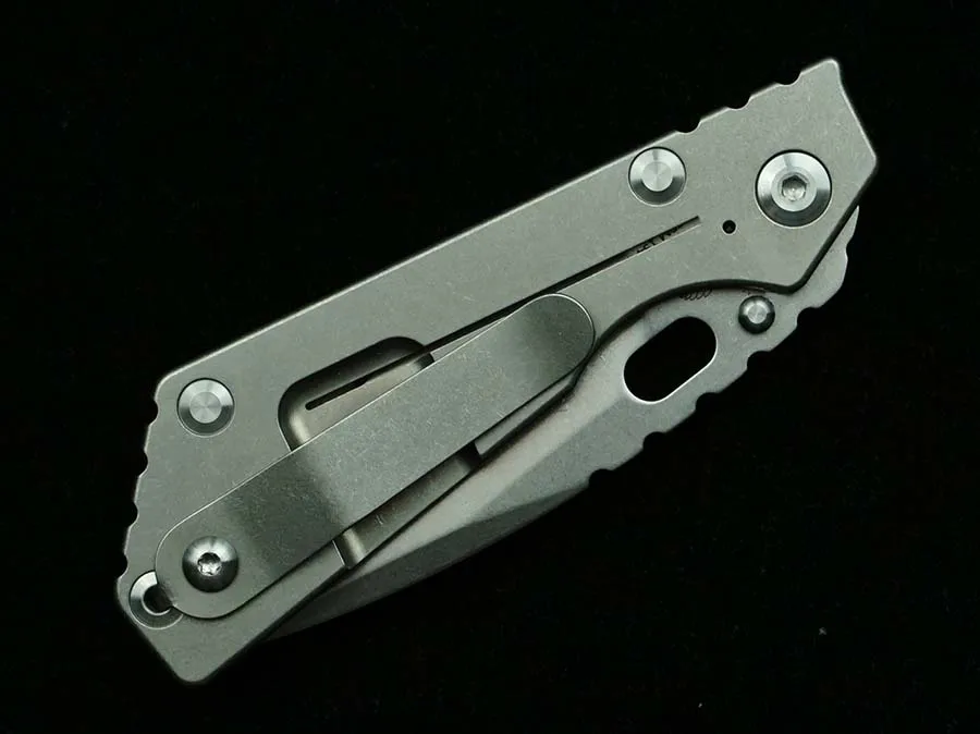 Cuchillo plegable para EDC