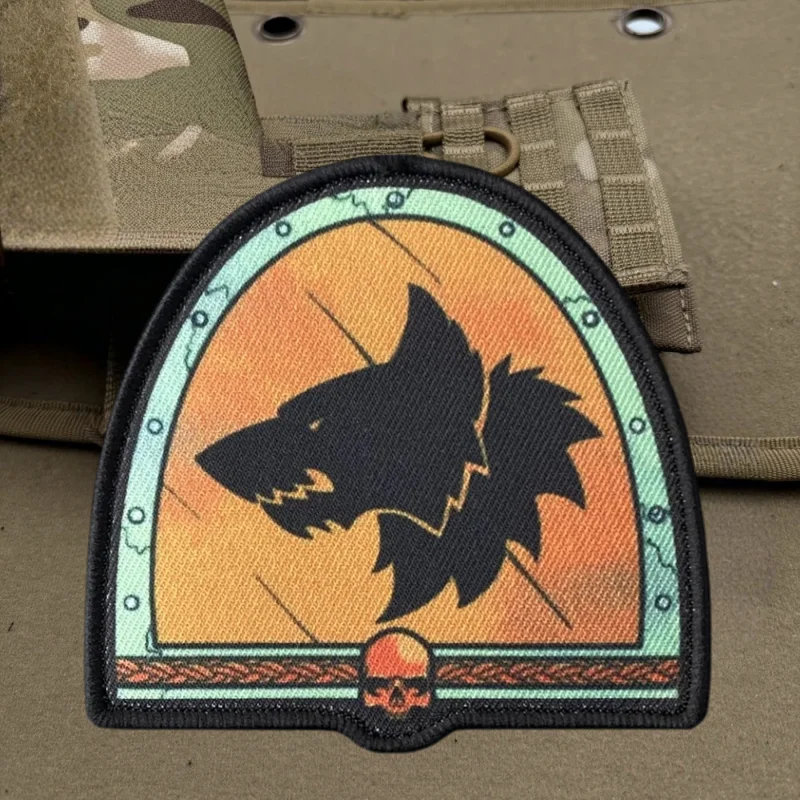 Parche con estampado de lobo espacial, chaleco táctico, insignia de moral con gancho y bucle, mochila militar, pegatina decorativa, parches para brazalete para ropa - imagen 5