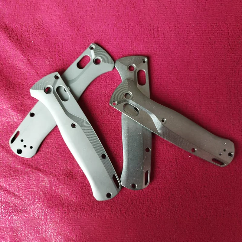 Escamas titanio CNC Benchmade Bugout – Stonewash para cuchillo táctico - imagen 2