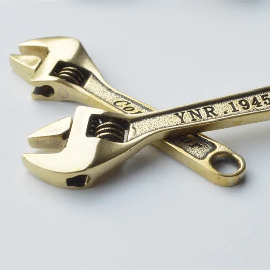 Llave colgante de cobre puro con personalidad, llavero de martillo, llave ajustable, accesorios de latón, estilo Retro - imagen 2