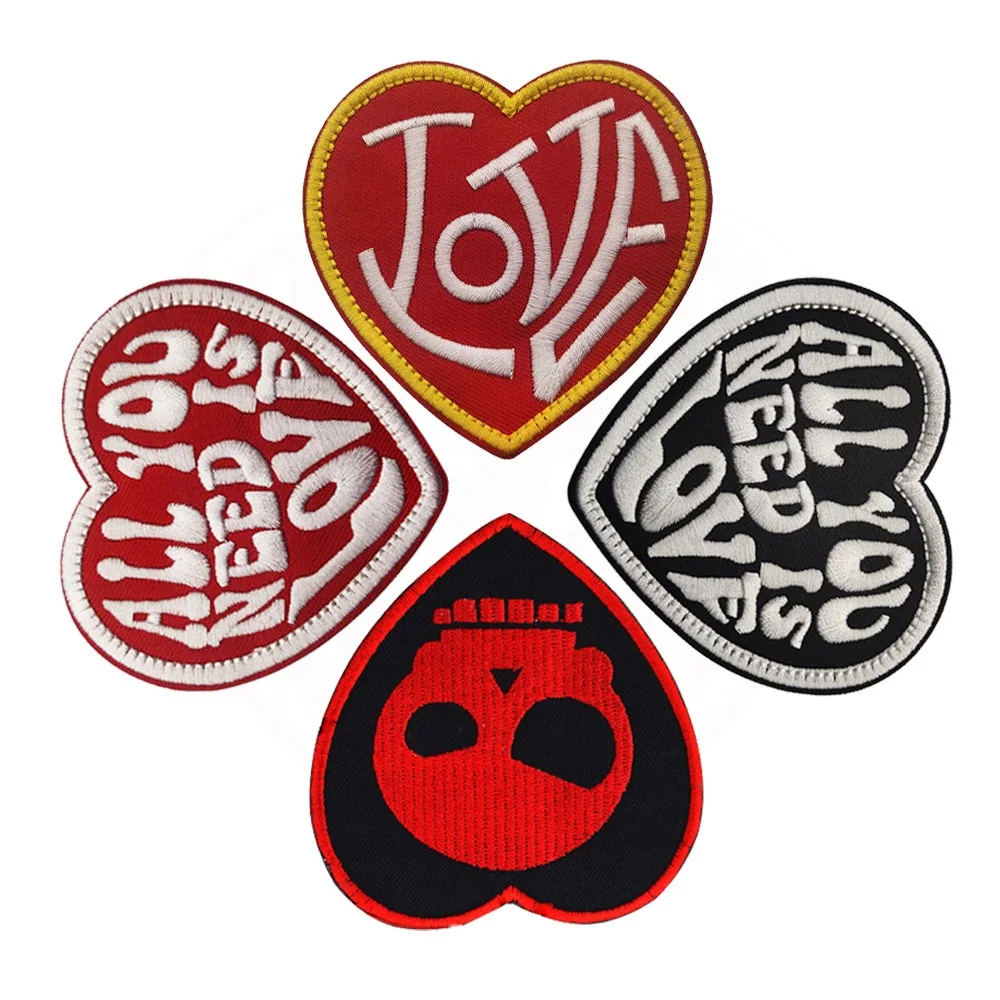 Todo lo que necesitas es Corazón de amor, parches bordados, pegatina, gancho y bucle, insignia, emblema, aplique para jeans, chaqueta, mochila