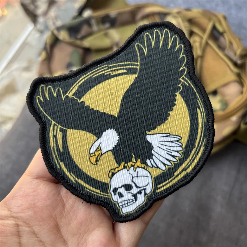 Parche táctico Eagle Skull en color velcro para uniforme y mochila - imagen 4