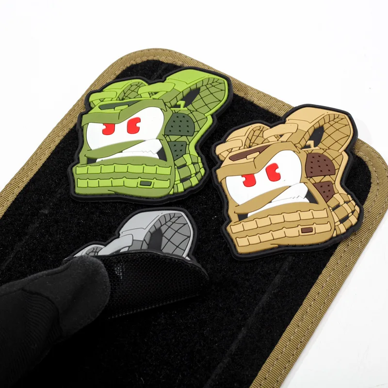 Parche de PVC Ragpy para mochila Grumpy, parches de gancho y bucle que brillan en la oscuridad, brazalete divertido, insignia de moral militar, pegatina para mochila táctica - imagen 3