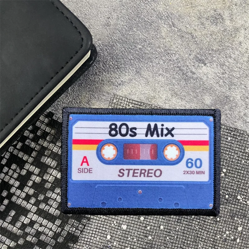 Parche de gancho y bucle de moral de cinta mixta de los años 80, brazalete táctico con personalidad, insignia moral, mochila para exteriores, accesorios para sombreros, pegatinas - imagen 2