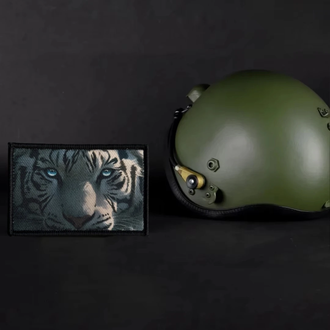 Parche táctico de tigre, insignia de moral de las amenaza de las bestias, brazalete militar, parches de gancho y bucle para ropa, mochila, pegatina impresa - imagen 2