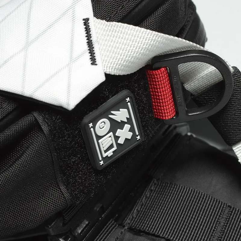 FOXBAT Lightning Mini parche de PVC electricidad estilo USB brazalete táctico de 1 pulgada bordado DIY decoración para ropa y mochilas - imagen 5