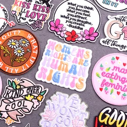 Parches bordados de letras de dibujos animados para ropa, parches termoadhesivos para ropa, Parche de flores para ropa, apliques, insignias, decoración