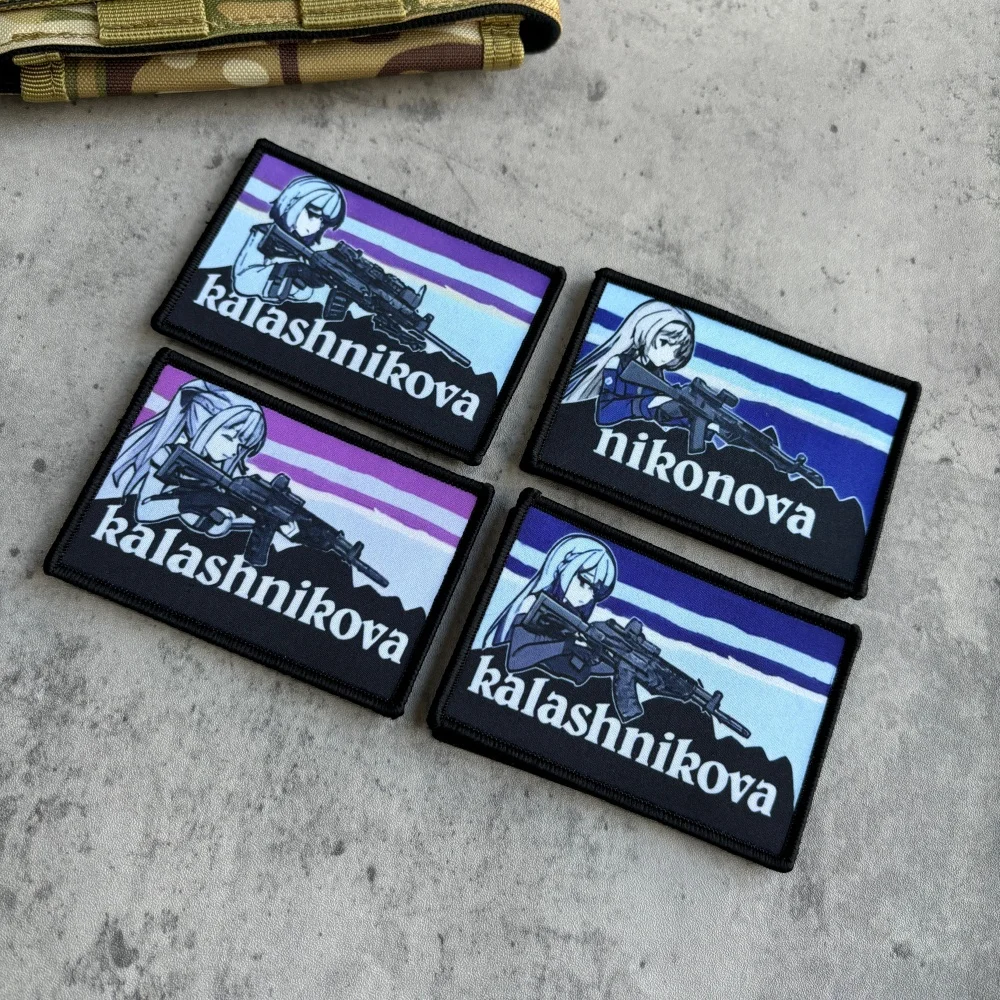 Parches tácticos de Chica de Anime para niñas, parche de bandera con gancho y bucle Kalashnikova, insignia de moral del ejército militar, pegatinas para mochila - imagen 2