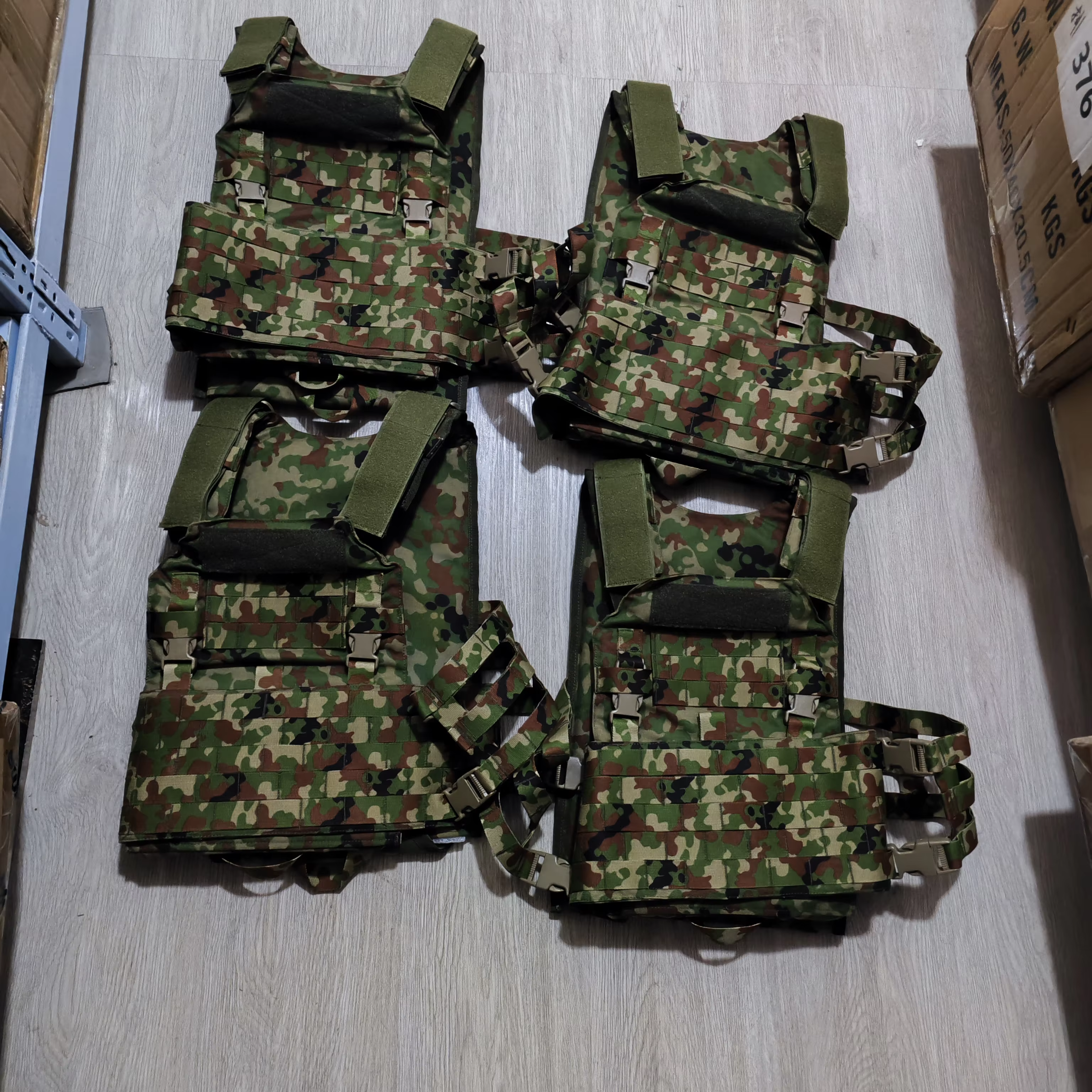 Chaleco táctico de caza JGSDF de camuflaje manchado japonés al aire libre nuevo - imagen 2