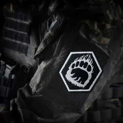 Parche táctico bordado huellas de oso con velcro – Chevron moral