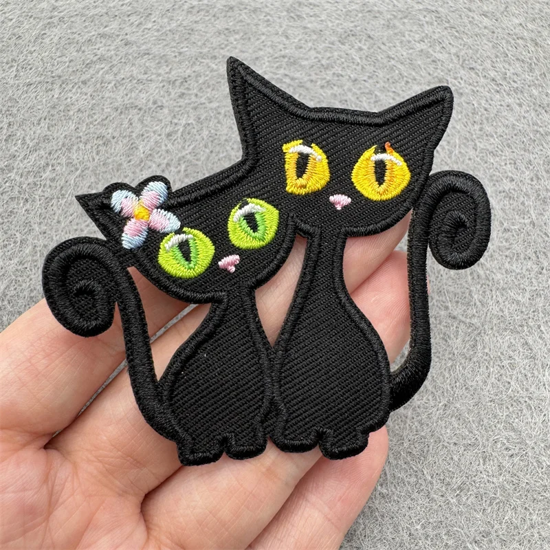 Parche bordado termoadhesivo gato negro para chaqueta o ropa táctica - imagen 4