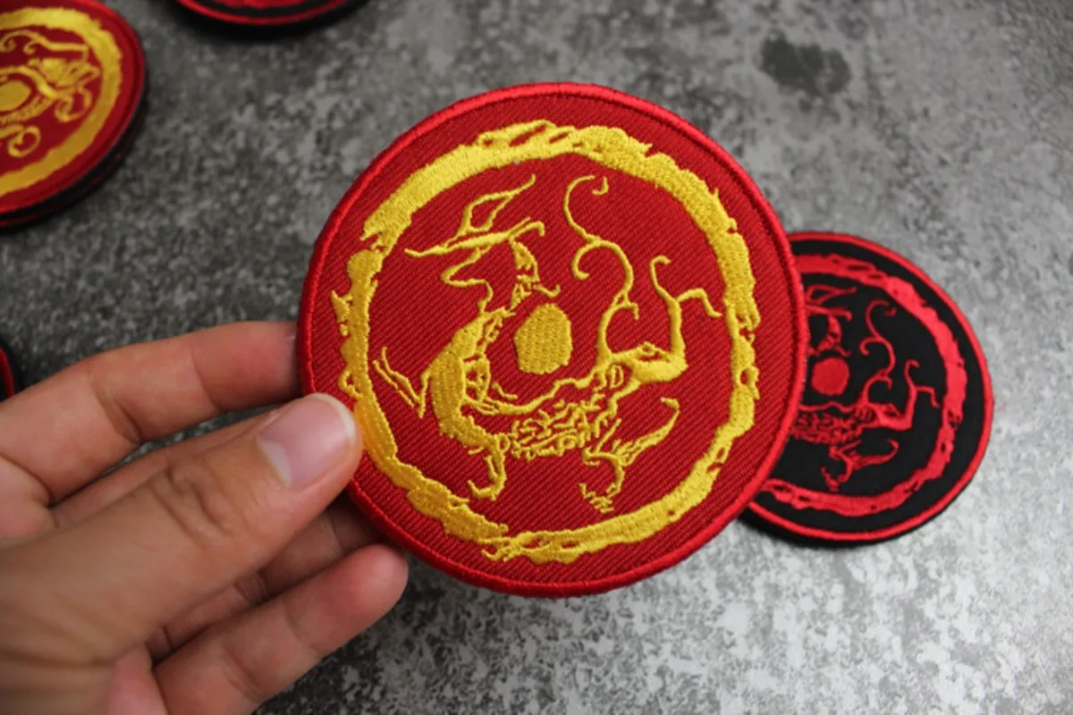 Insignia de cuatro bestias divinas antiguas chinas al aire libre, dragón azul, tigre blanco, pájaro bermellón y tortuga negra, parche de gancho bordado - imagen 5