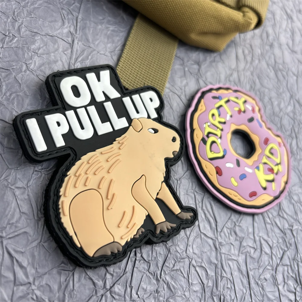Parches de PVC de capibara para ropa, pegatinas de dibujos animados de Donut, parches de gancho y bucle, insignias de equipo táctico para mochila - imagen 2
