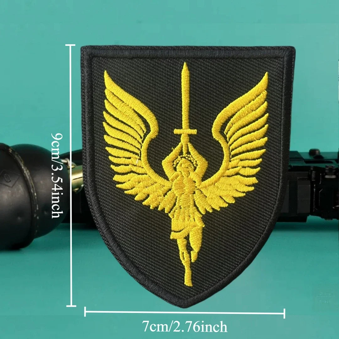 Parche táctico de moral del Arcángel de San Miguel, brazalete del ejército militar, alas de Ángel, parches bordados con gancho, pegatina para mochila - imagen 3
