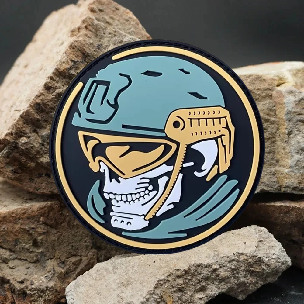 Parche táctico de calavera de piloto de combate, parches de gancho y bucle de PVC, insignia de moral, brazalete del ejército militar, pegatinas para mochila