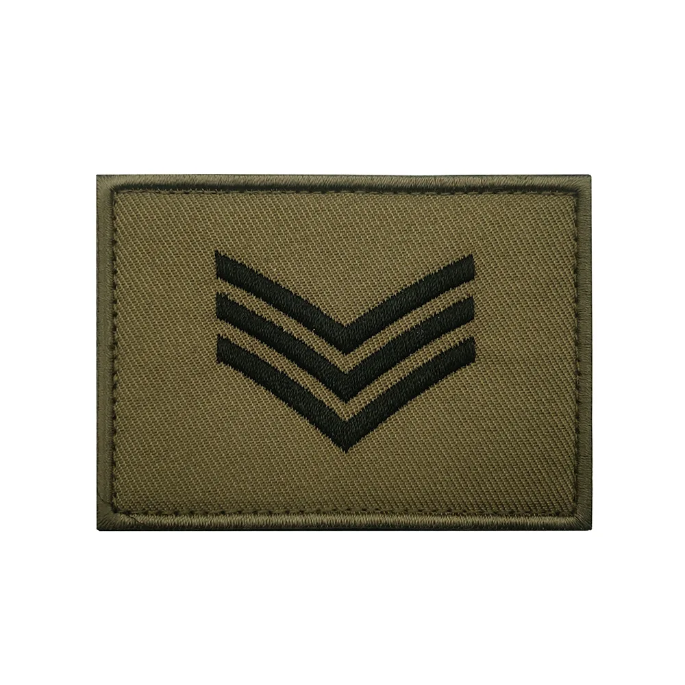 Insignias de rango militar bordadas con fondo de camuflaje táctico - imagen 4
